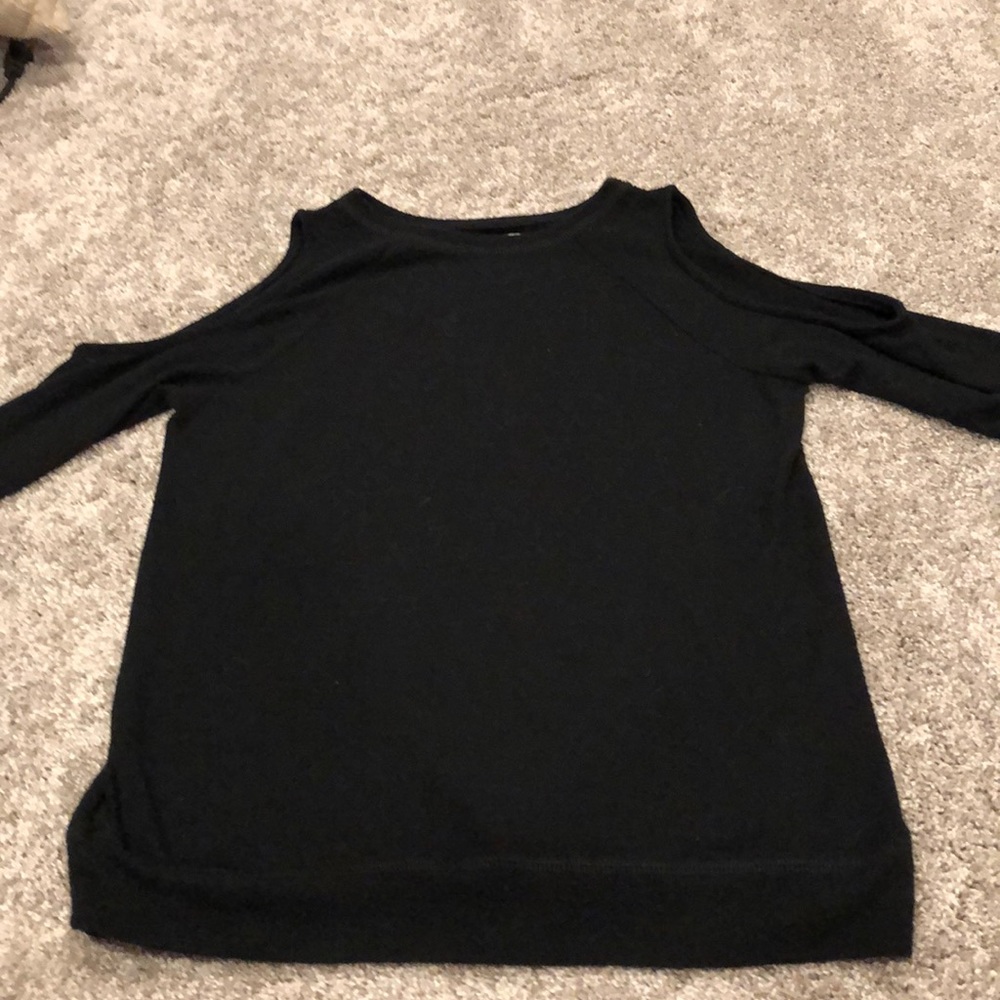 Long sleeve open shoulder soft top
